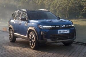 All-new-Dacia-Bigster-HYBRID-155-Journey-Indigo-Blue