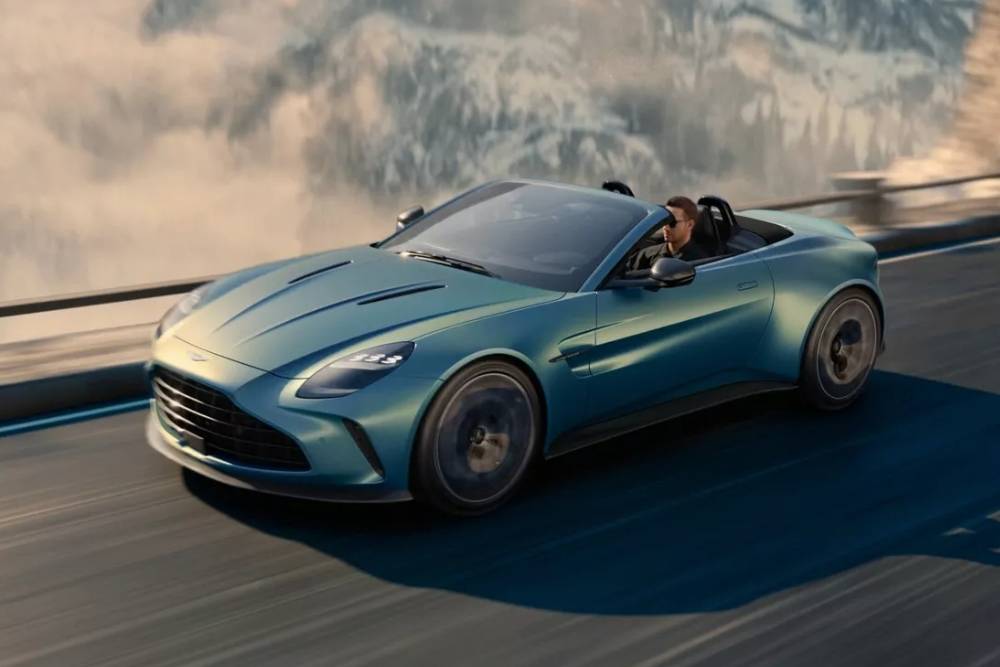 https://autogreeknews.gr/wp-content/uploads/2025/01/Aston-Martin-Vantage-Roadster-1.jpg
