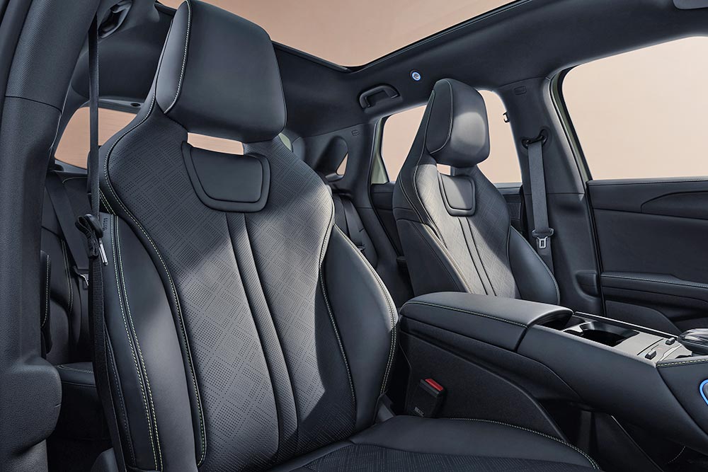 https://autogreeknews.gr/wp-content/uploads/2025/01/BYD-ATTO-2-INTERIOR-6.jpg