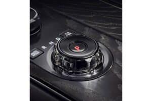 Genesis-G80-Black-10