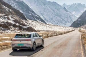 Hyundai-IONIQ-5_Guinness-World-Records-title_3