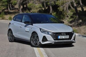 Hyundai i20 1.0T 100 hp 48V N Line (9)