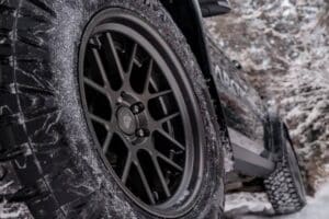 Jeep-Grand-Cherokee-AT35-Arctic-Trucks-5-2048×1152