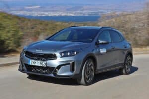 Kia-XCeed-MY25-kinisi