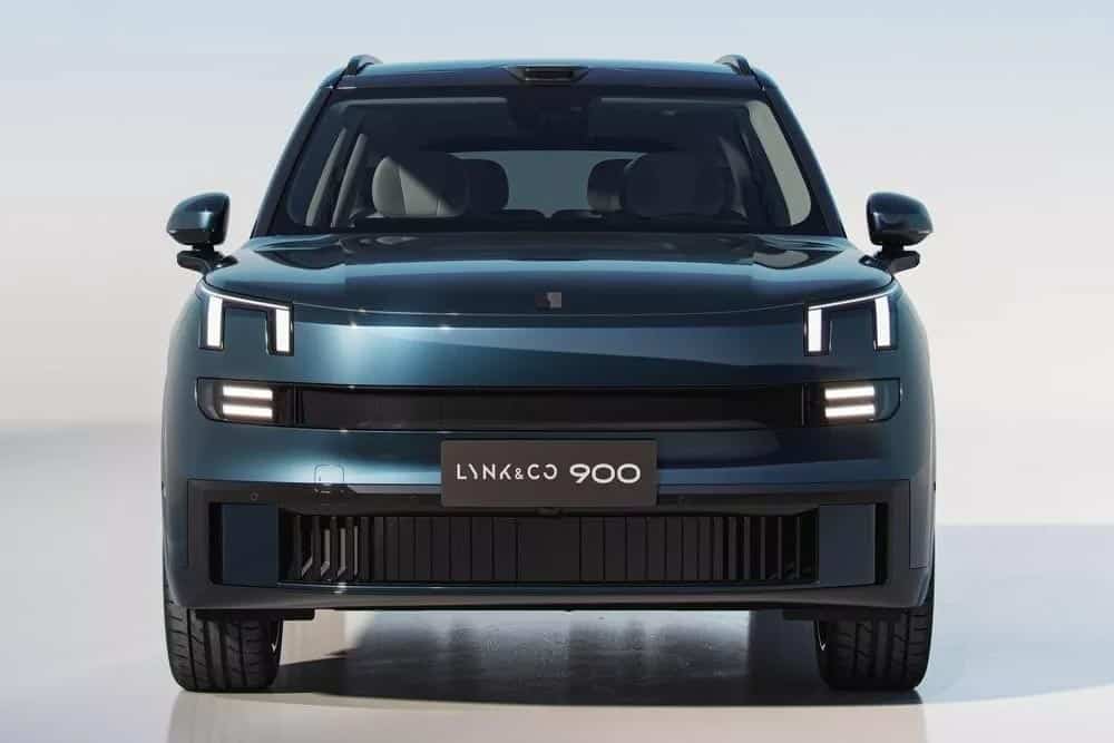 https://autogreeknews.gr/wp-content/uploads/2025/01/Lynk-Co-900-4.jpg