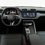 MG-ZS-Max-Hybrid-(2)