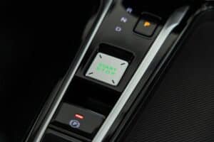 MG-ZS-Max-Hybrid-(3)