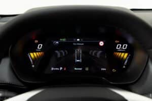 MG-ZS-Max-Hybrid-(6a)