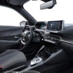 Peugeot-2008-1.2-Hybrid-Style-5