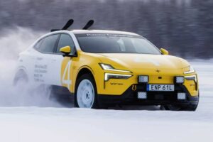 Polestar-4-Arctic-Circle-3-copy-2048×1152