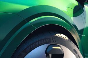 R-DAM_1628698-5000 (1)