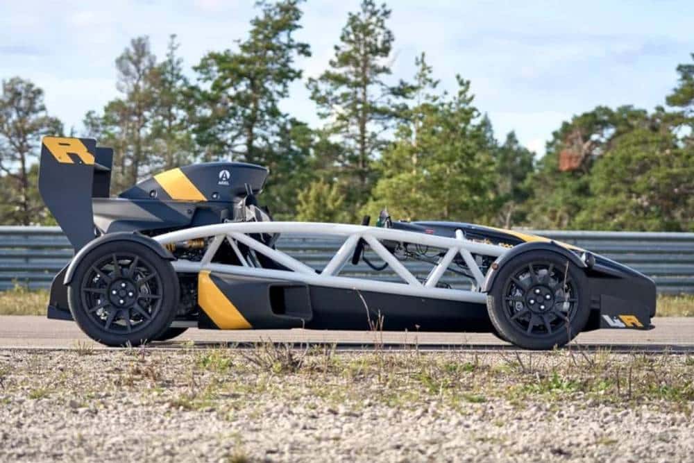 https://autogreeknews.gr/wp-content/uploads/2025/01/ariel-atom-4r-03.jpg
