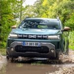 dacia duster hybrid 4x4 05