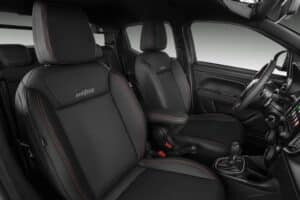 fiat_strada_ultra_cabine_dupla_79