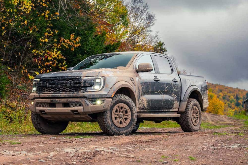 https://autogreeknews.gr/wp-content/uploads/2025/01/ford-ranger-raptor-off-road-3.jpg