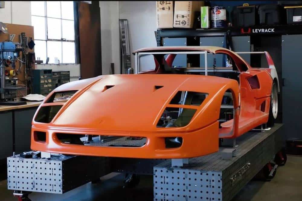 https://autogreeknews.gr/wp-content/uploads/2025/01/homemade-ferrari-f40-04.jpg