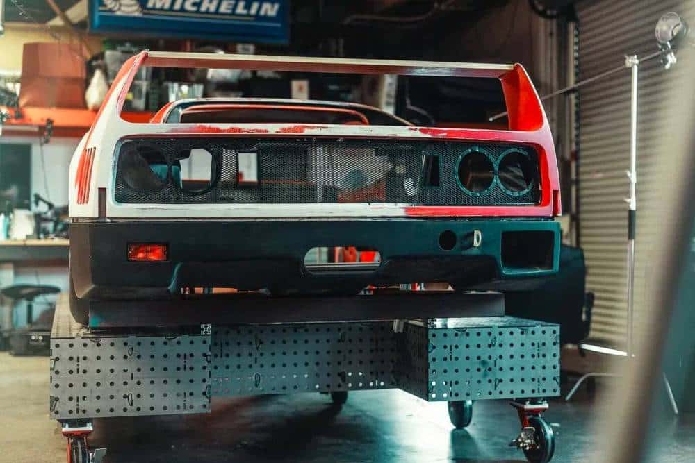 https://autogreeknews.gr/wp-content/uploads/2025/01/homemade-ferrari-f40.jpg