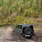 land rover defender octa 08