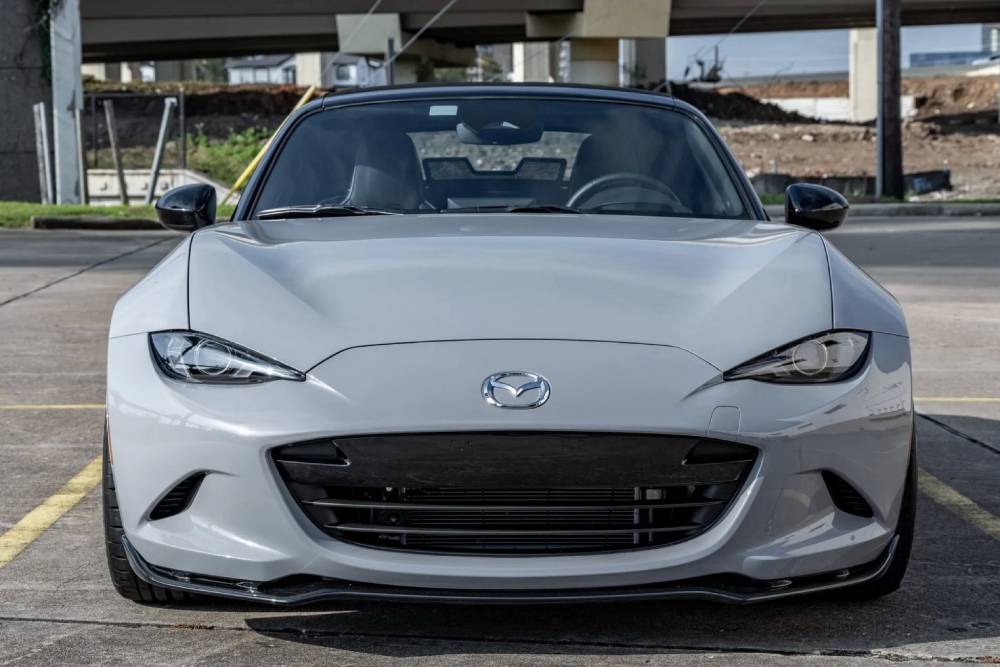 https://autogreeknews.gr/wp-content/uploads/2025/01/man-buys-2024-mazda-mx-5-miata-wants-it-gone-after-3.jpg