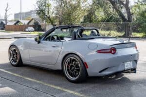 man-buys-2024-mazda-mx-5-miata-wants-it-gone-after (9)