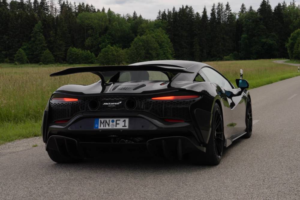 «Ιπτάμενη» McLaren Artura από τη Novitec (+video)