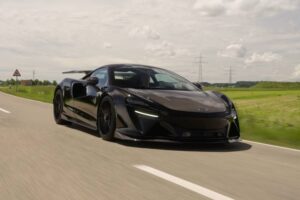 mclaren artura novitec (1)