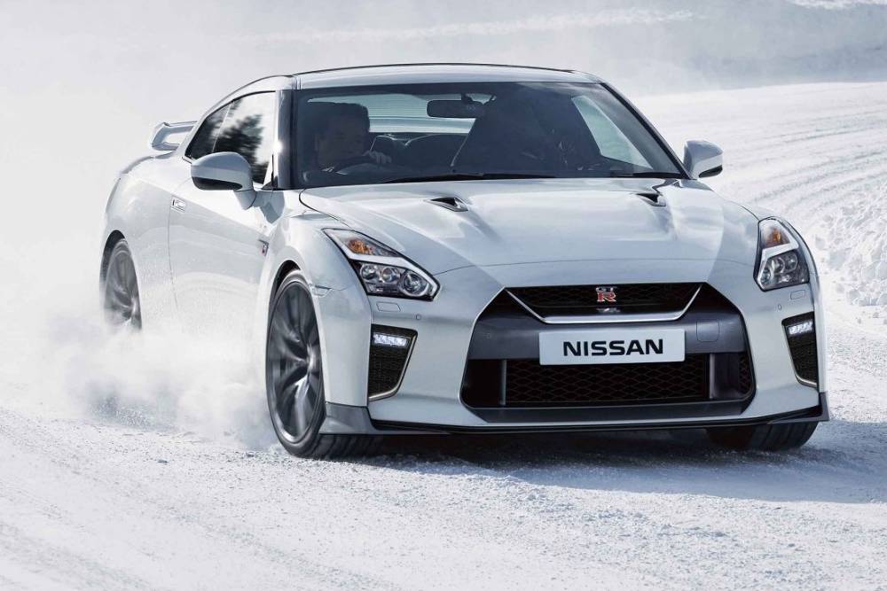 https://autogreeknews.gr/wp-content/uploads/2025/01/nissan-gt-r-isuzu-03.jpg
