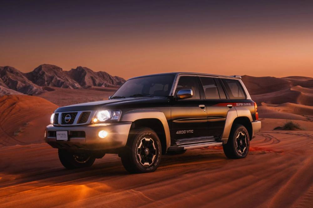 https://autogreeknews.gr/wp-content/uploads/2025/01/nissan-patrol-safari-02.jpg