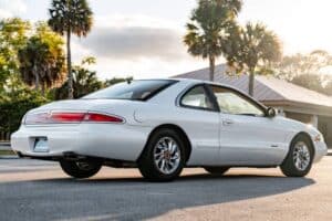 owner-has-been-trying-to-get-rid-of-this-1998-linc (1)