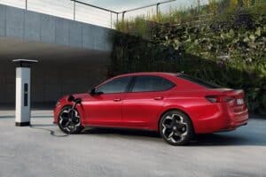 skoda-superb-hatch-plug-in-hybrid (2)