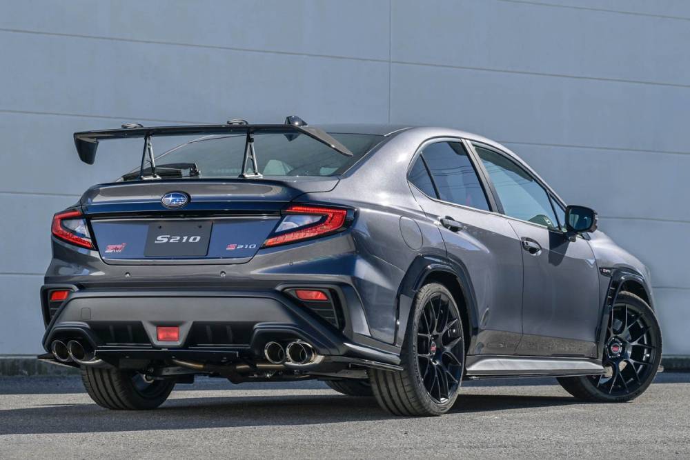 https://autogreeknews.gr/wp-content/uploads/2025/01/subaru-wrx-sti-s210-04.jpg
