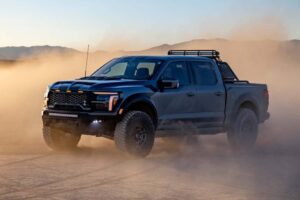 the-ford-f-150-raptor-r-by-shelby-is-a-bully-on-th (1)
