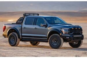 the-ford-f-150-raptor-r-by-shelby-is-a-bully-on-th (3)