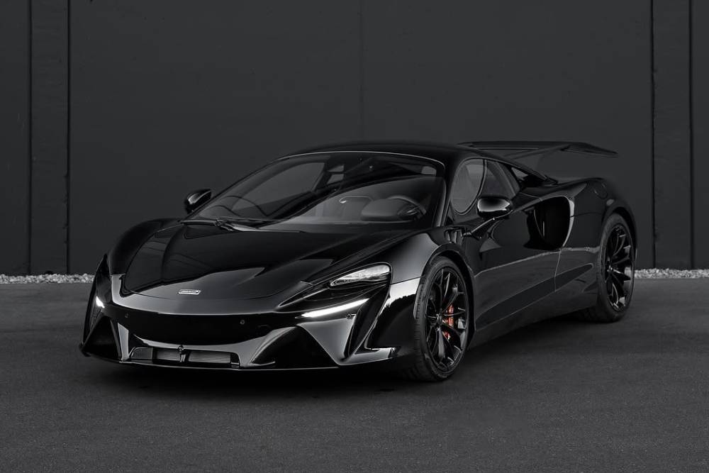 https://autogreeknews.gr/wp-content/uploads/2025/01/tuned-mclaren-artura-proves-certain-supercars-look-1.jpg