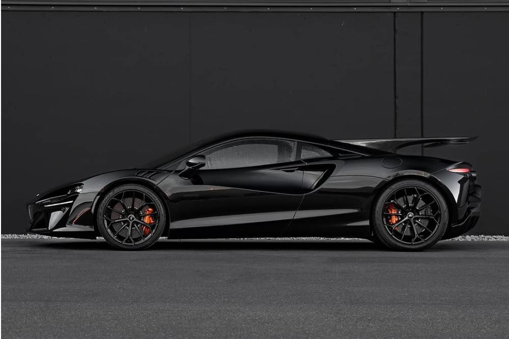 https://autogreeknews.gr/wp-content/uploads/2025/01/tuned-mclaren-artura-proves-certain-supercars-look-5.jpg