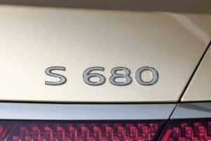 2022-mercedes-maybach-s680 (6)
