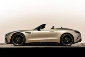 2025-Mercedes-AMG-SL-63-Manufaktur-Golden-Coast-2-