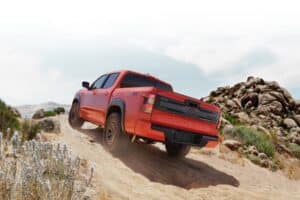 2025 nissan frontier 04