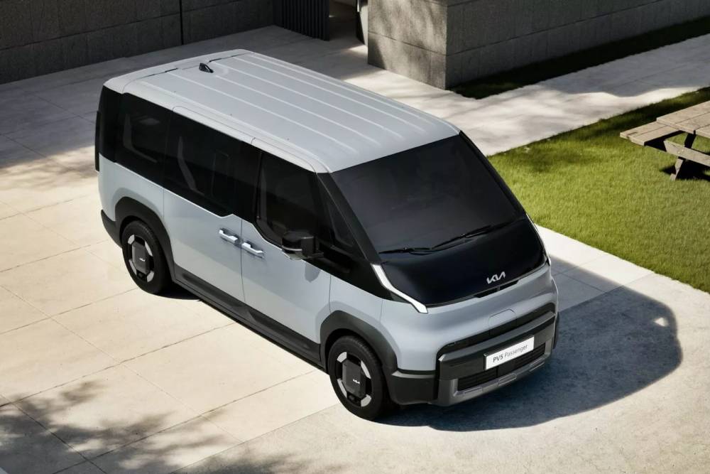 https://autogreeknews.gr/wp-content/uploads/2025/02/2026-Kia-PV5-0227-3-2048x1153-1.jpg