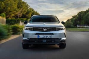 2617156-yet3qbglnn-whr