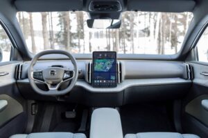 339595_Volvo_EX30_Cross_Country_interior