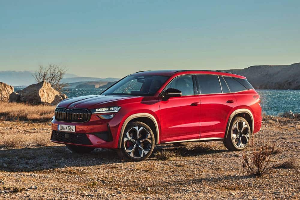 https://autogreeknews.gr/wp-content/uploads/2025/02/38_Skoda_Kodiaq_RS_14eefa20-1536x1025-1.jpg
