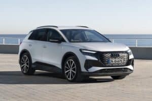Audi-Q4-40-e-tron-(1)
