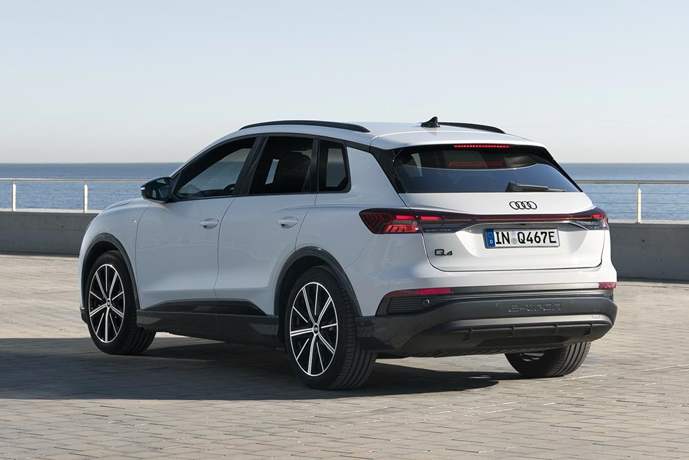 https://autogreeknews.gr/wp-content/uploads/2025/02/Audi-Q4-40-e-tron-4.jpg