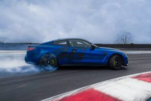 BMW-M4-CS-Edition-VR46-63-2048×1536