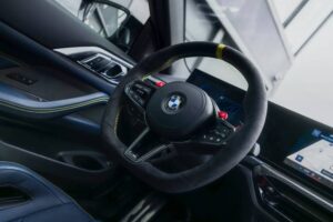 BMW-M4-CS-Edition-VR46-68-2048×1536