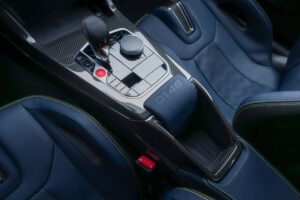 BMW-M4-CS-Edition-VR46-69-2048×1536