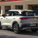 BYD-ATTO-2-Hiking-Green-(4)