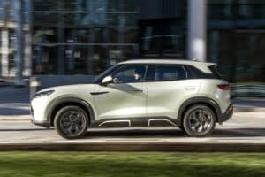 BYD-ATTO-2-Hiking-Green-(5)