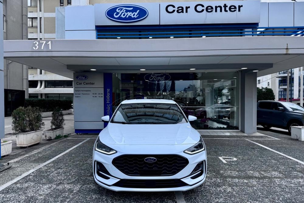 https://autogreeknews.gr/wp-content/uploads/2025/02/Ford-Focus-1.0-ST-Line-carcenter-1.jpg